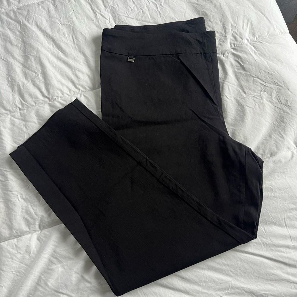 Avenue black pants 24 pull on straight leg